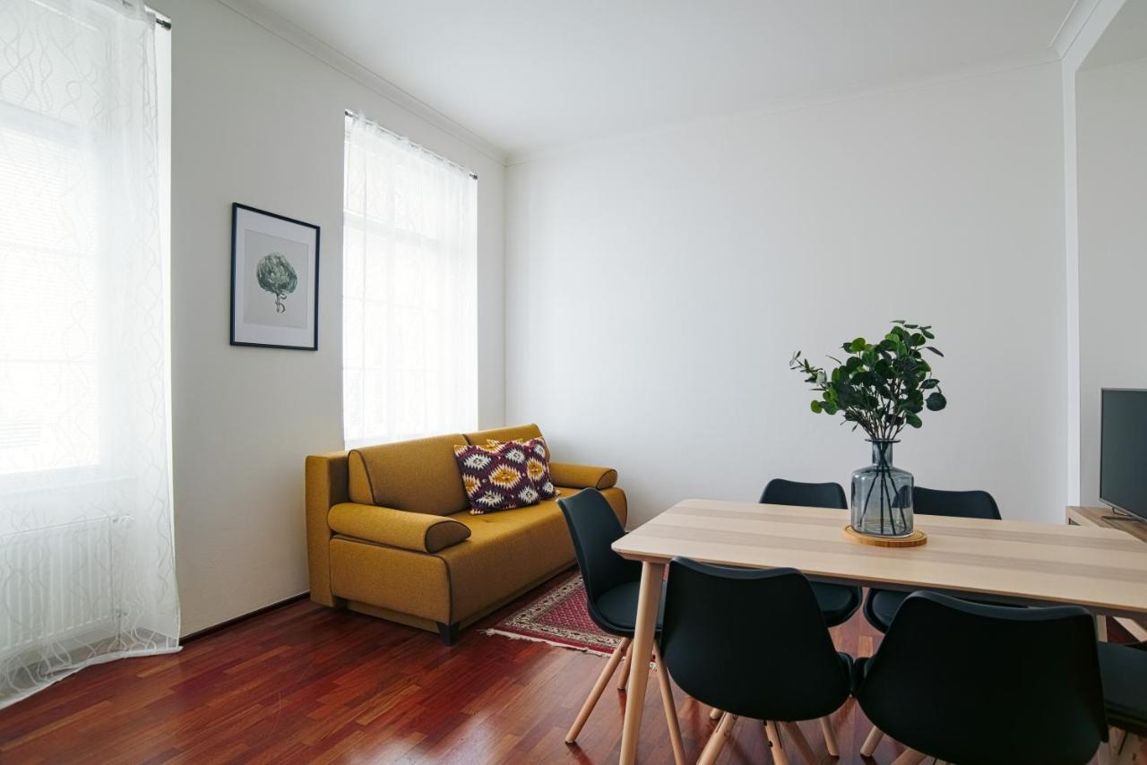 Apartment Gesse Kollarova Prague Luaran gambar